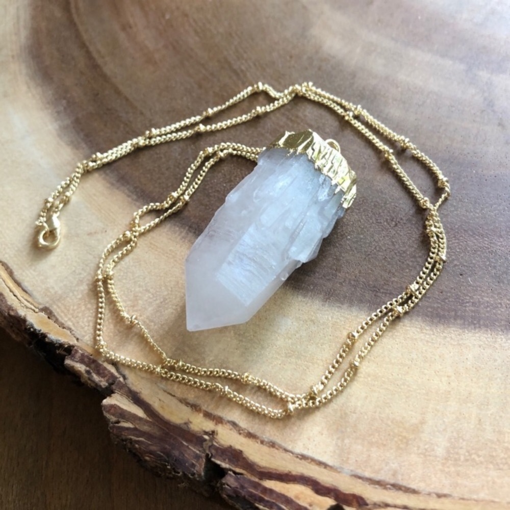 ❗️LAST❗️Raw Crystal Pendant Necklace - Picture 4 of 7